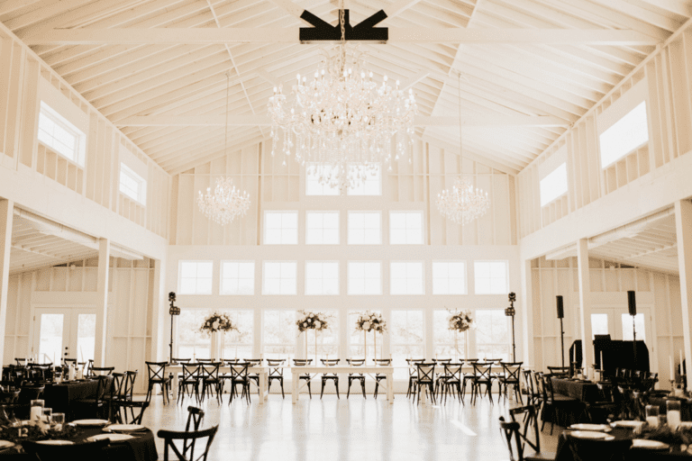 A picturesque countryside wedding venue in New Braunfels, offering a rustic and charming setting for celebrations.